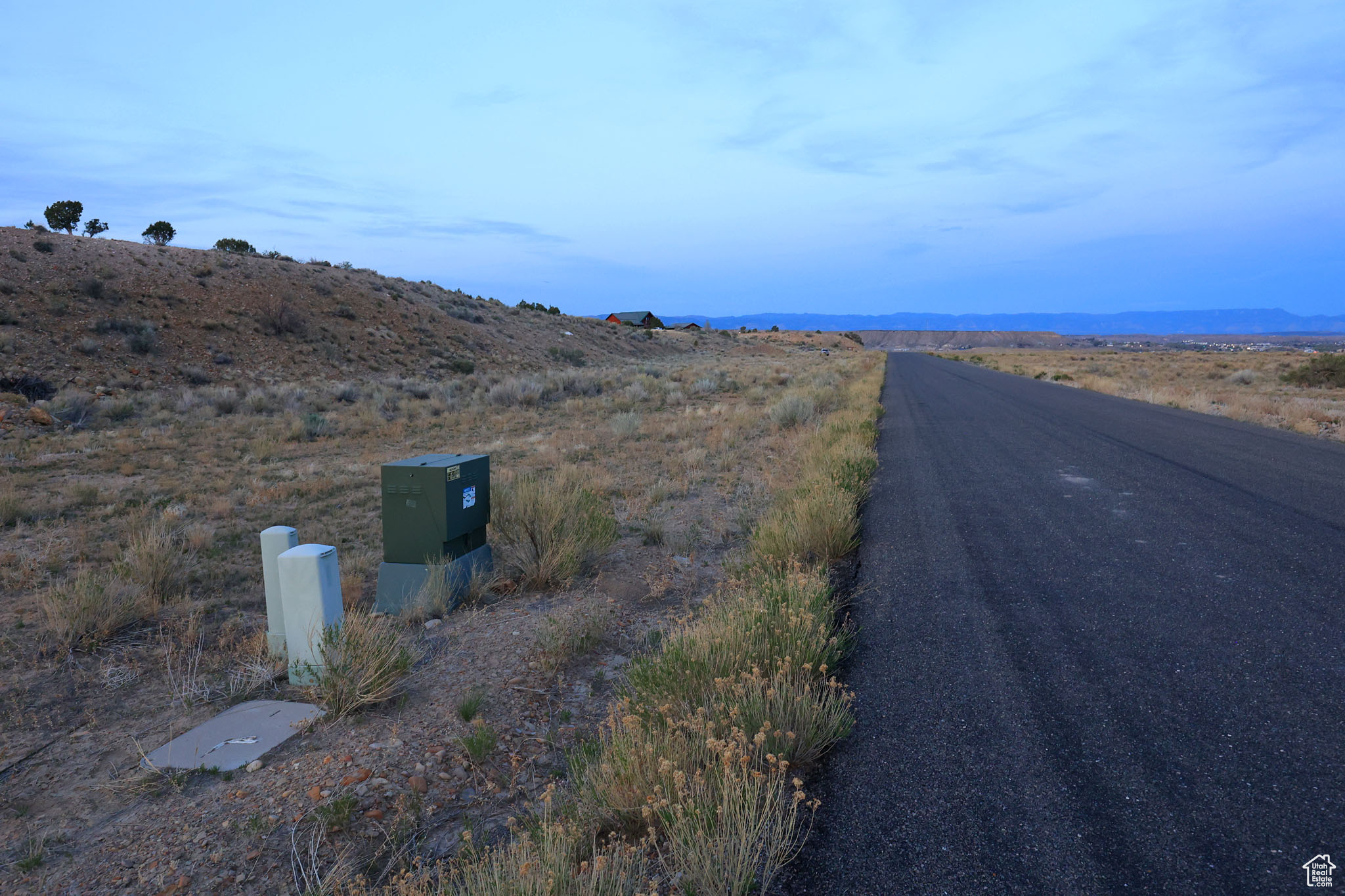 PINNACLE HEIGHTS - Land