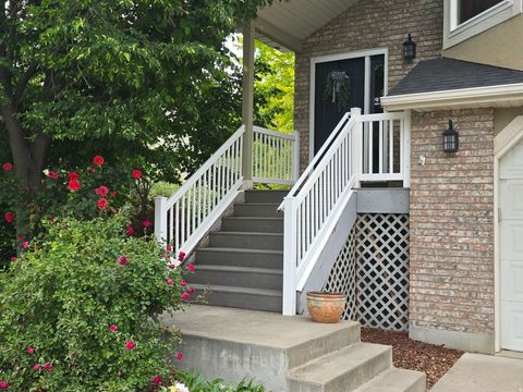 Tiny photo for 1648 ROCKBRIDGE DR, Layton, UT 84041 (MLS # 2159122)