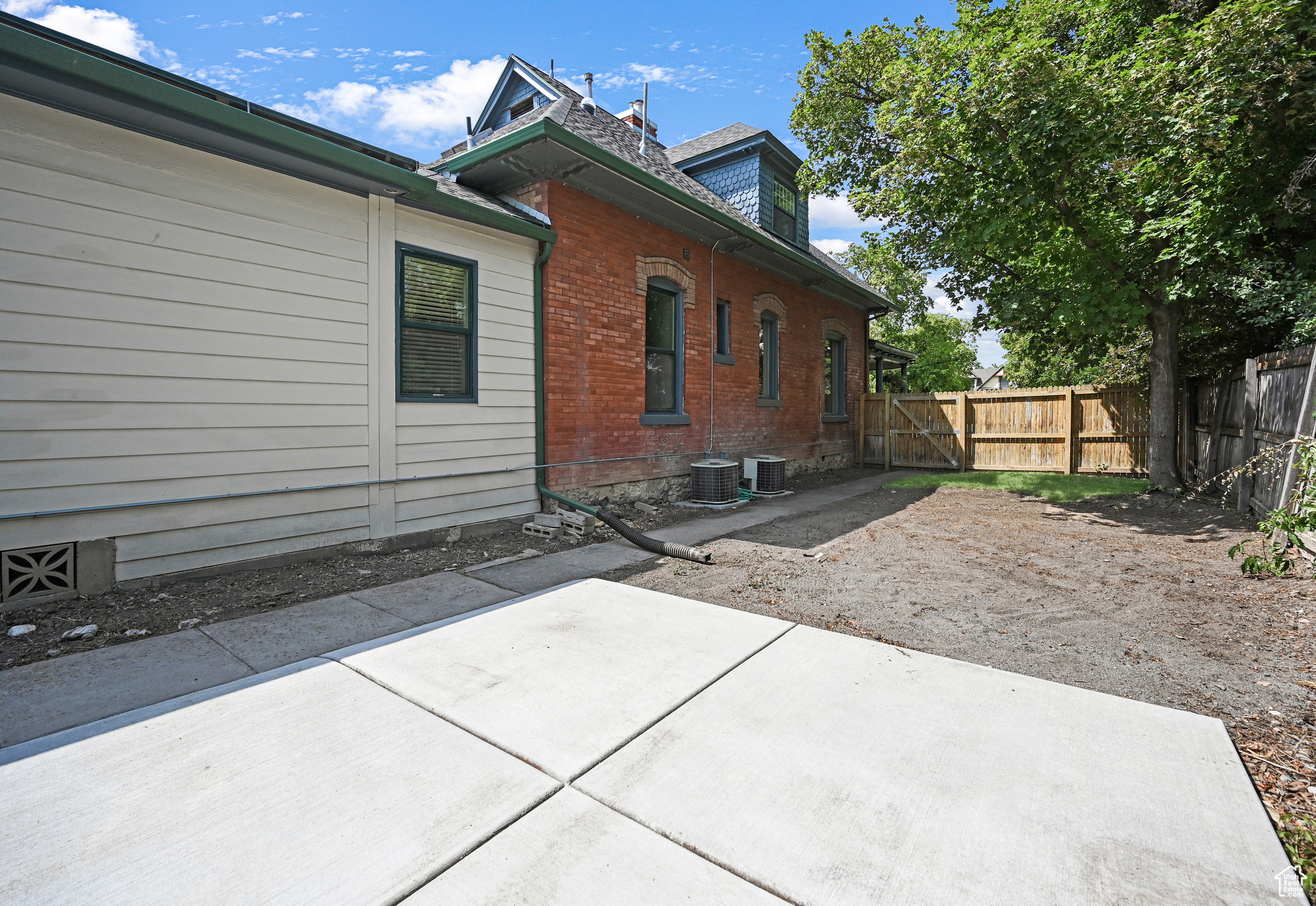 HISTORIC DISTRICT - Residential