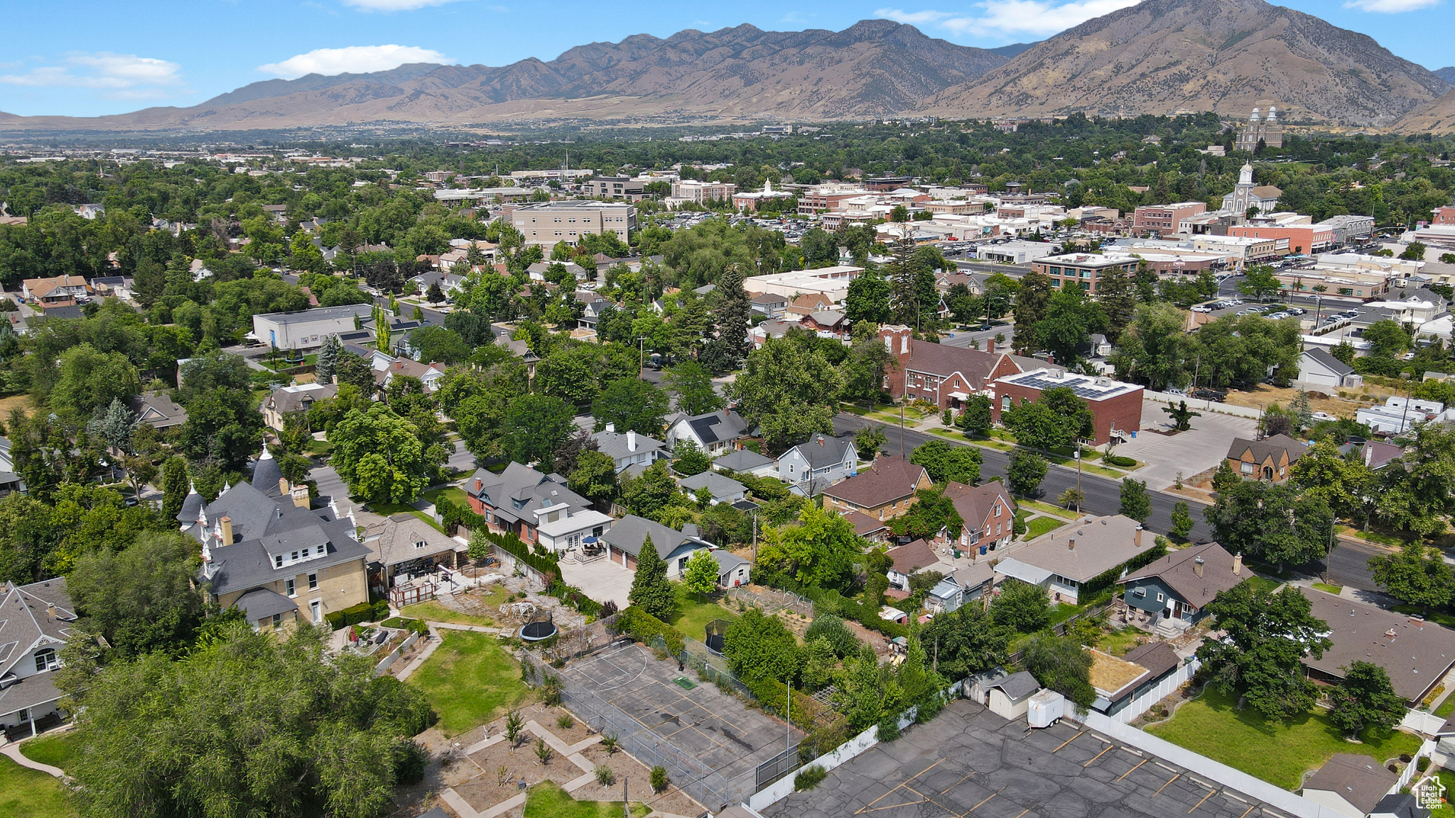 HISTORIC DISTRICT - Residential