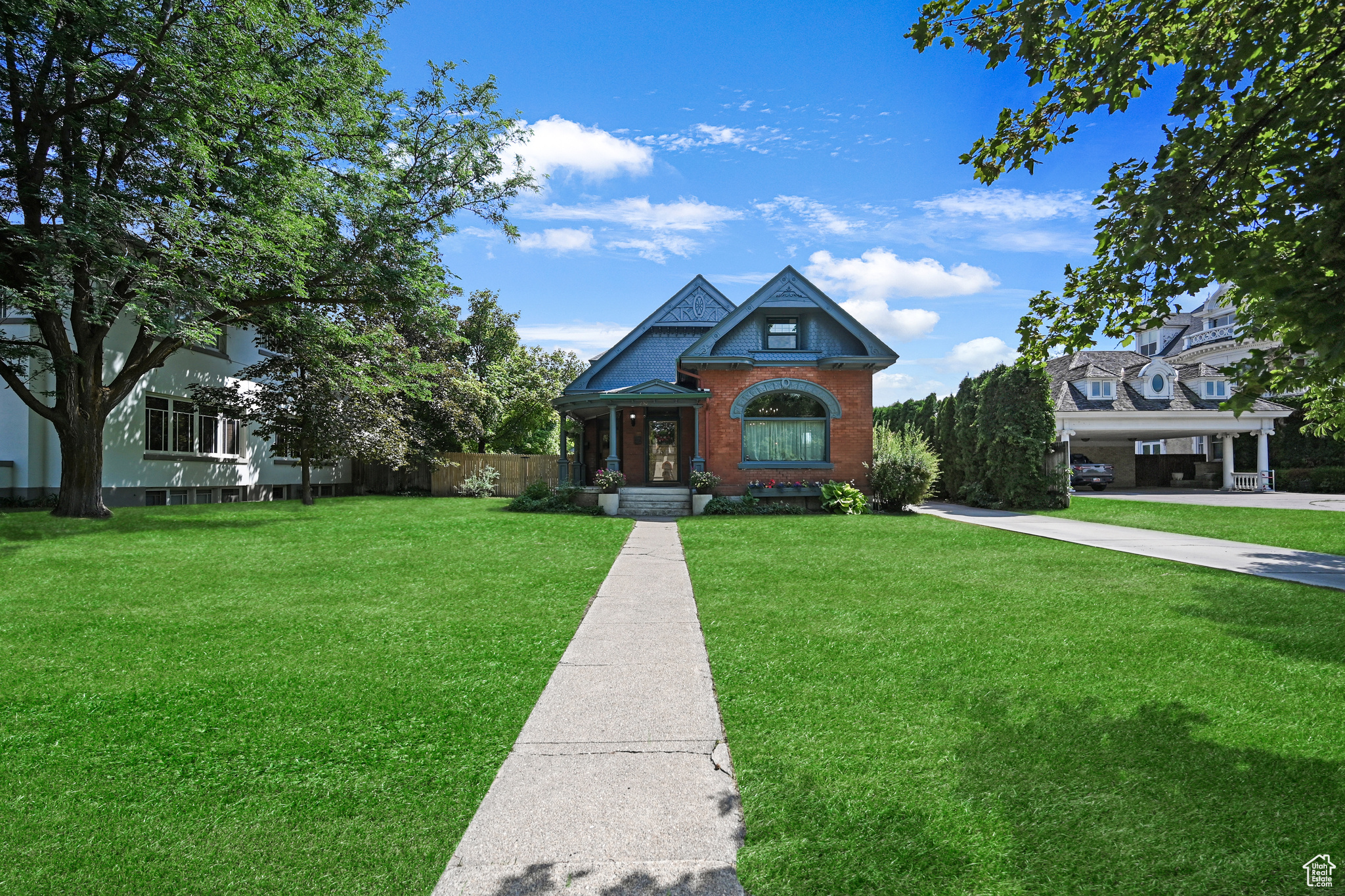 HISTORIC DISTRICT - Residential