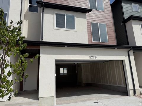 Tiny photo for 5278 N GREENFIELD WAY #327, Eagle Mountain, UT 84005 (MLS # 2152025)