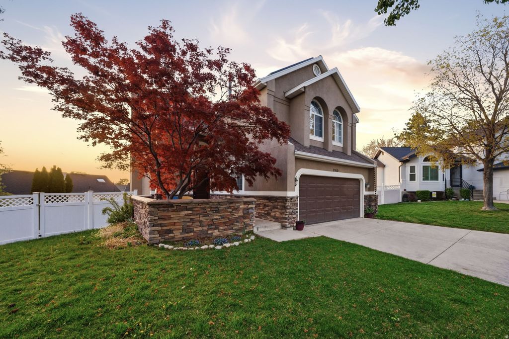 Photo of 7910 S PEAR TREE CIR E, Sandy, UT 84094 (MLS # 2157829)