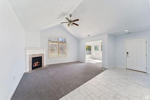 Tiny photo for 877 W 1920 S #C, Syracuse, UT 84075 (MLS # 2119118)