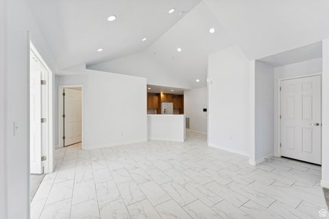 Tiny photo for 877 W 1920 S #C, Syracuse, UT 84075 (MLS # 2119118)