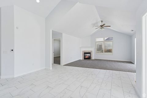 Tiny photo for 877 W 1920 S #C, Syracuse, UT 84075 (MLS # 2119118)