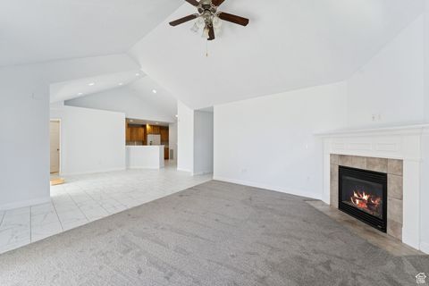 Tiny photo for 877 W 1920 S #C, Syracuse, UT 84075 (MLS # 2119118)