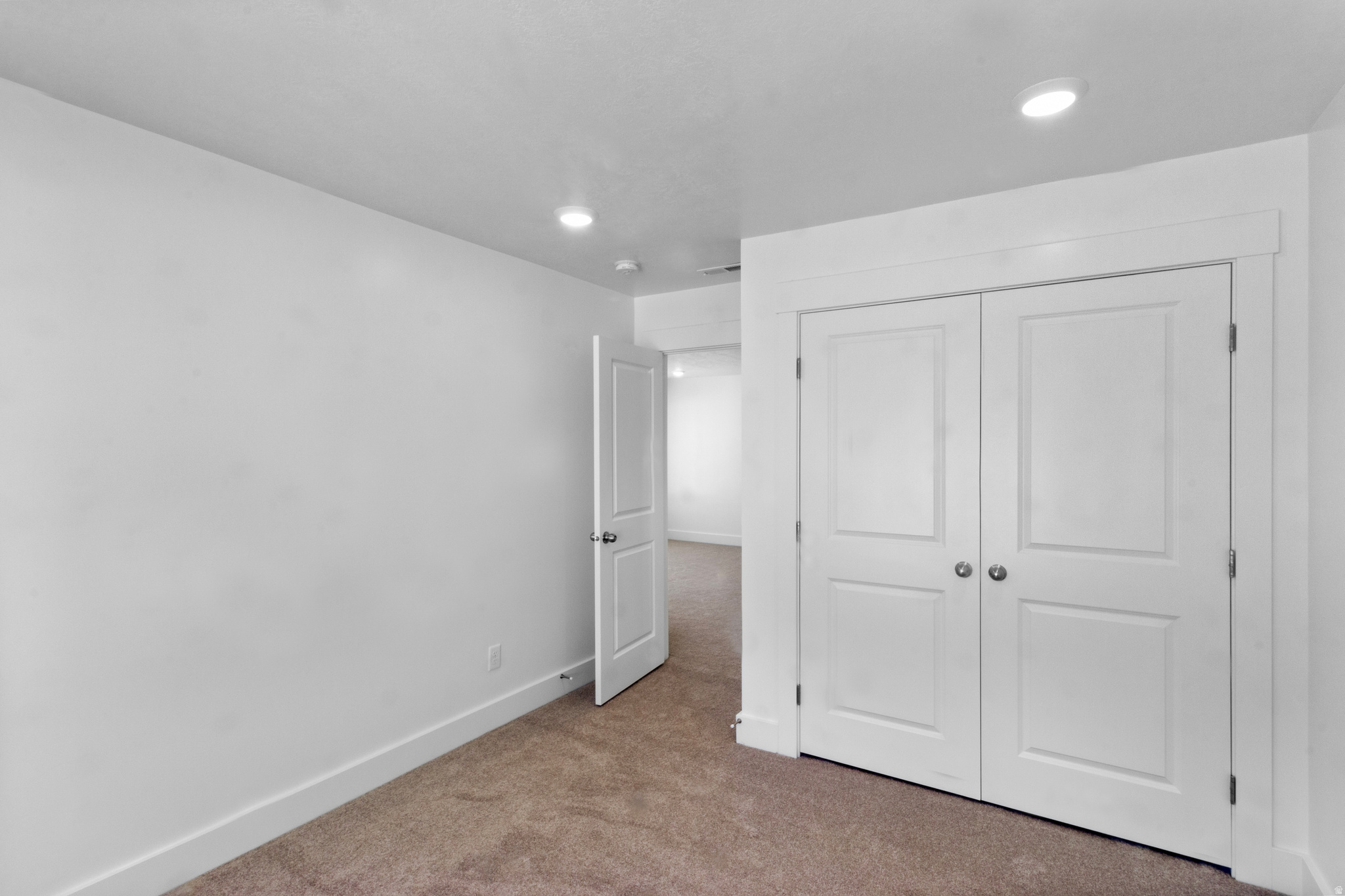 RIVERGATE - Residential