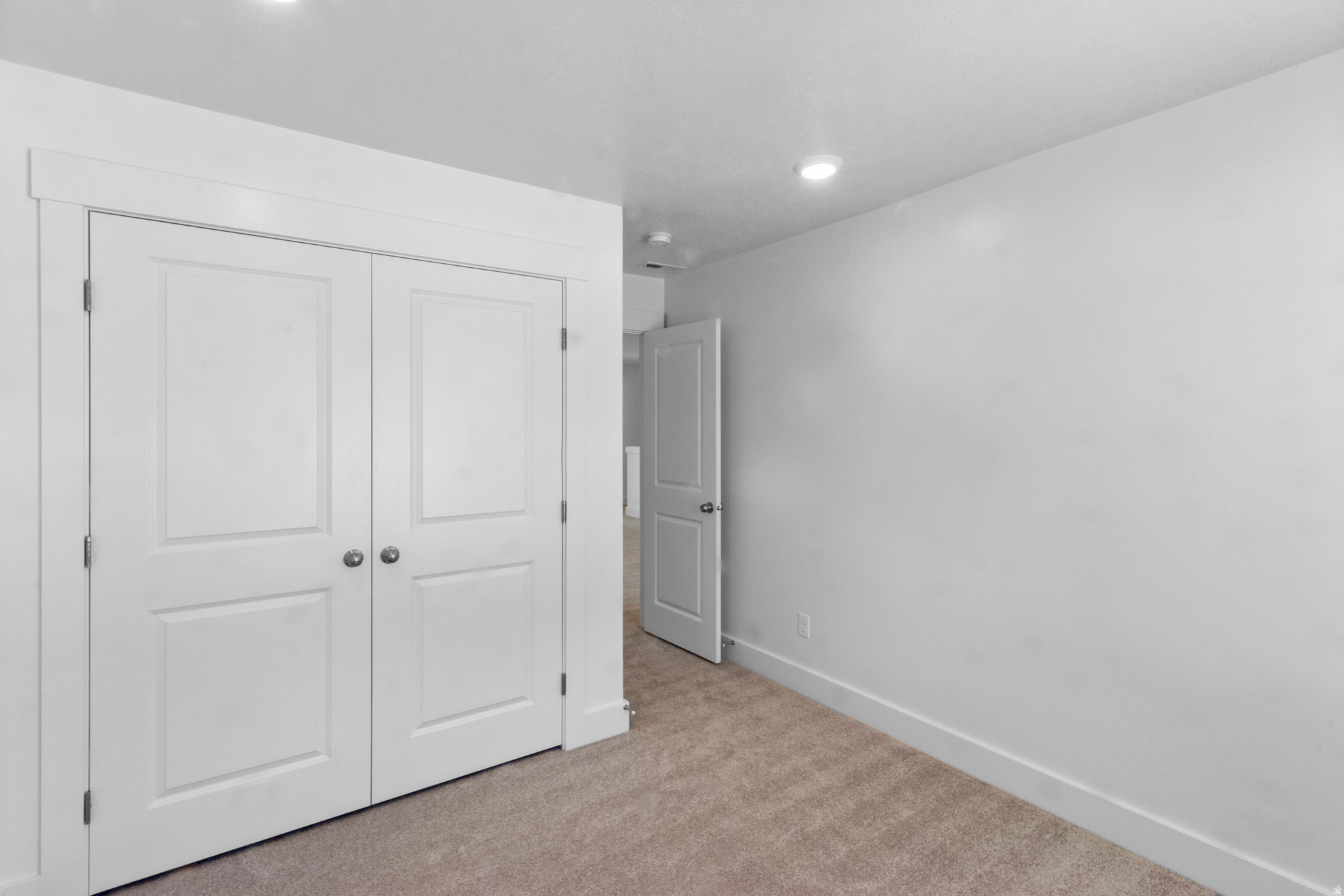 RIVERGATE - Residential