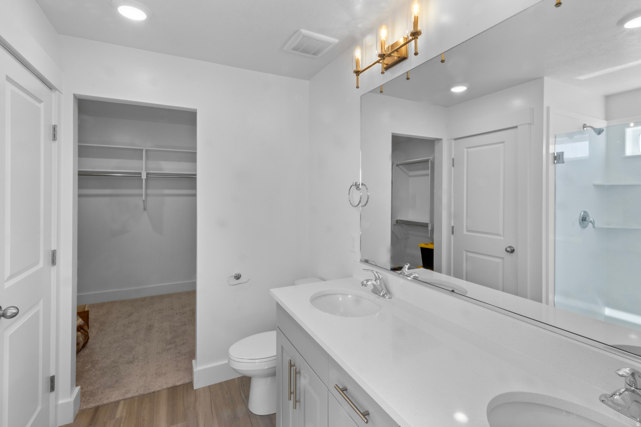 RIVERGATE - Residential