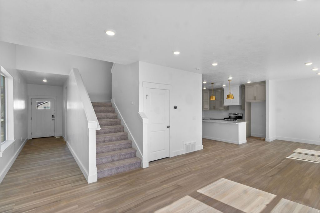 Photo of 511 S RIVERGATE DR, Logan, UT 84321 (MLS # 2155625)