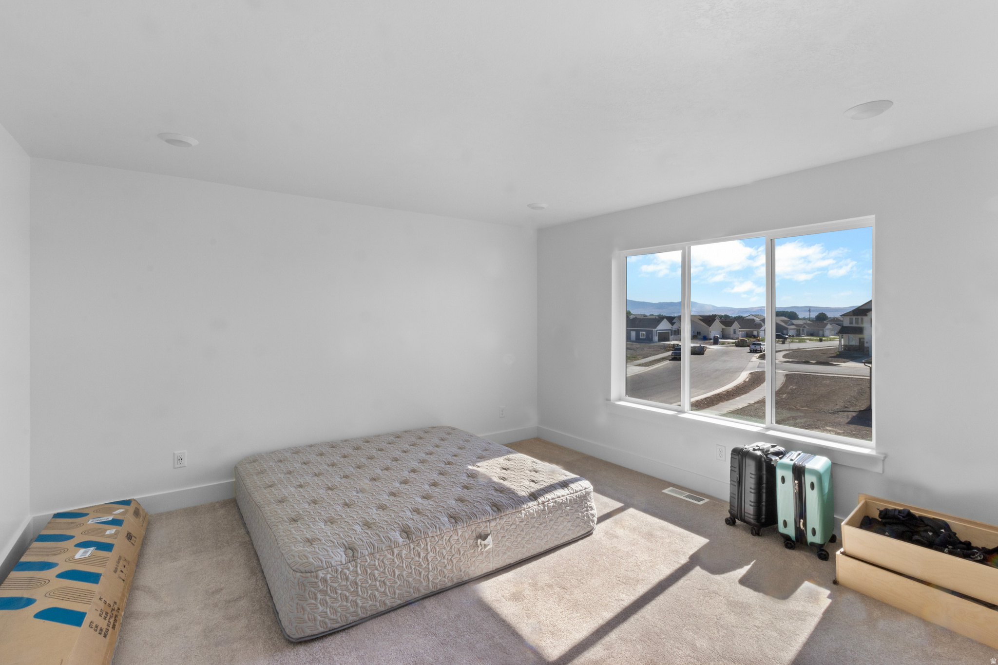 RIVERGATE - Residential