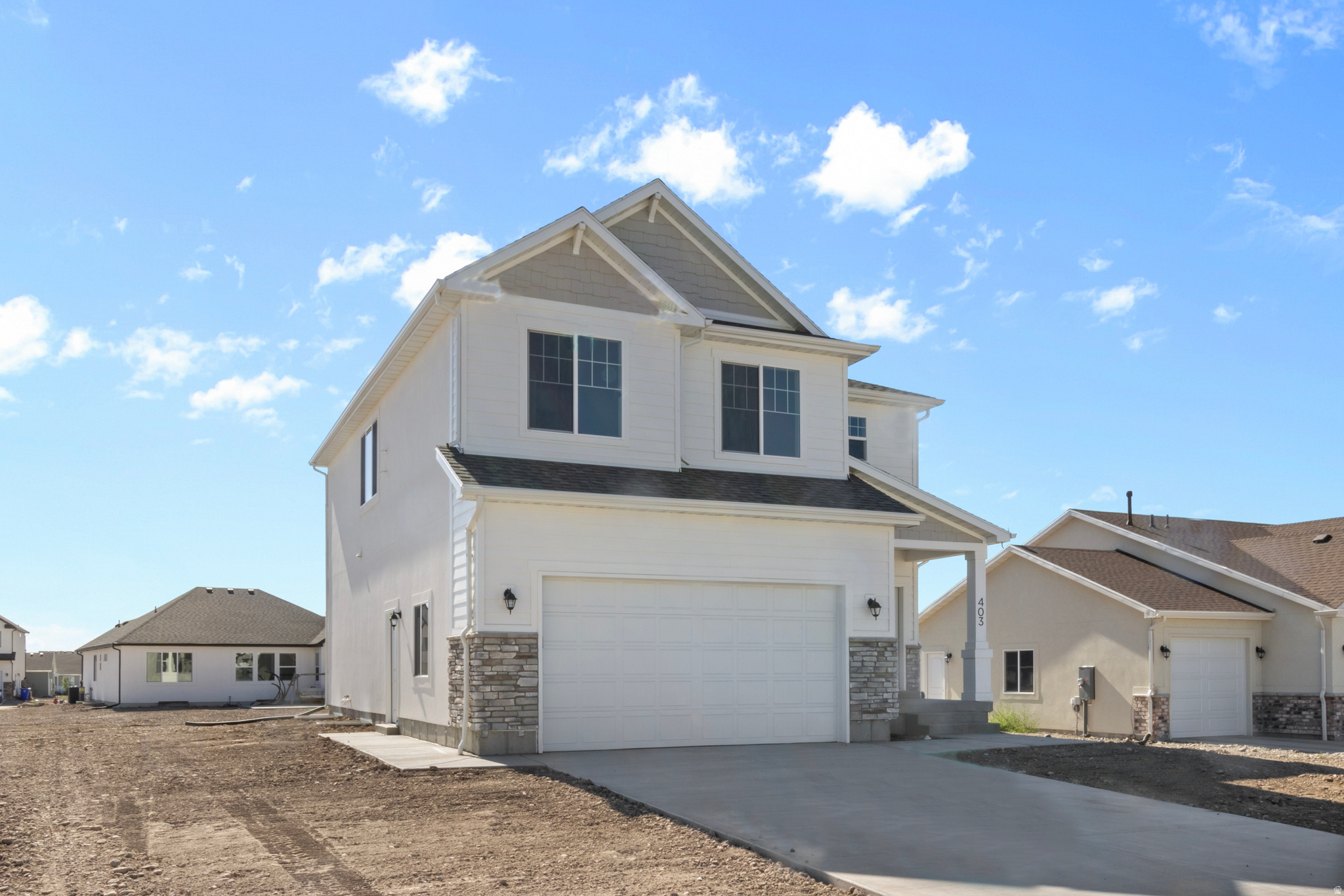 RIVERGATE - Residential