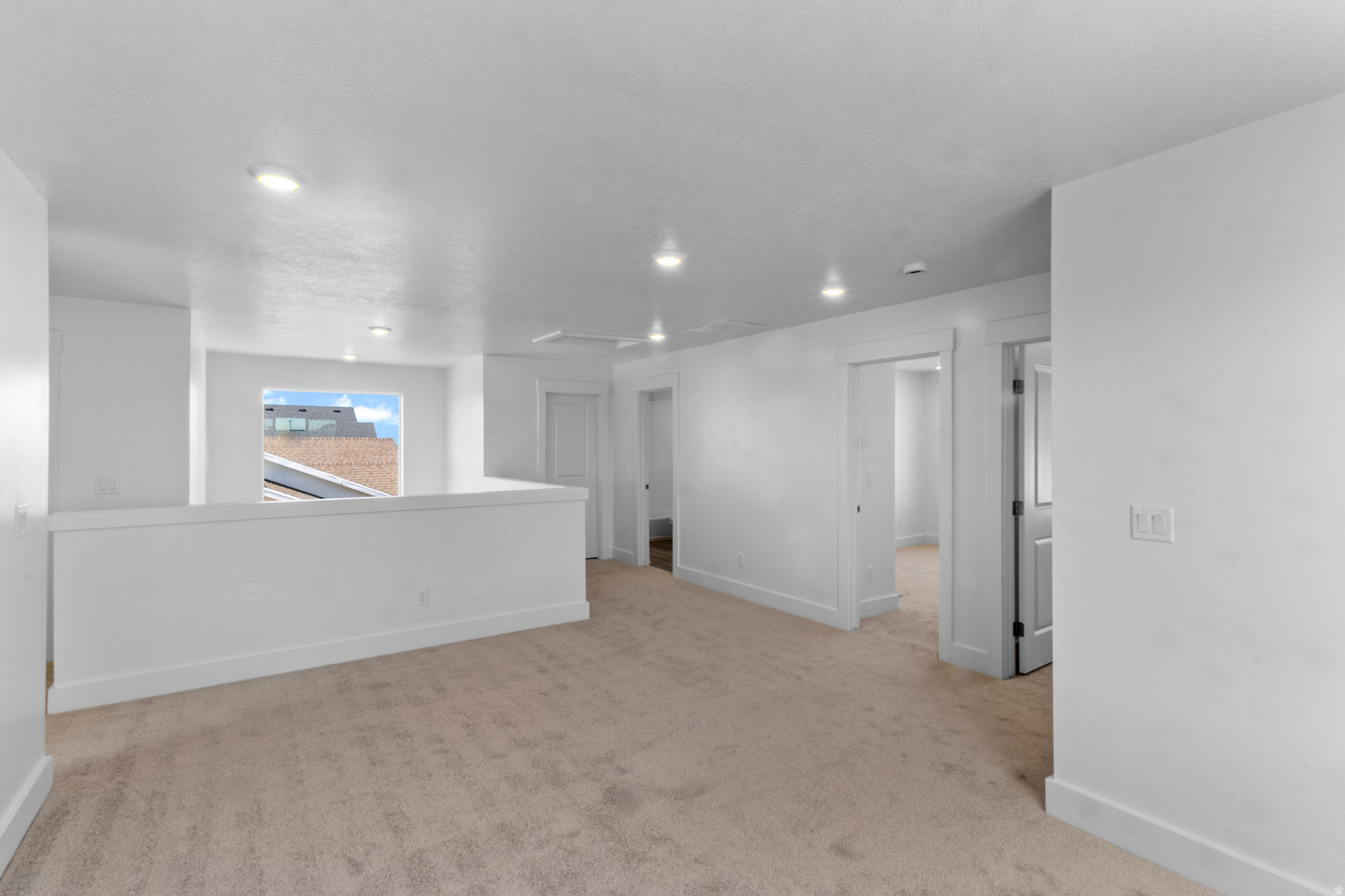 RIVERGATE - Residential