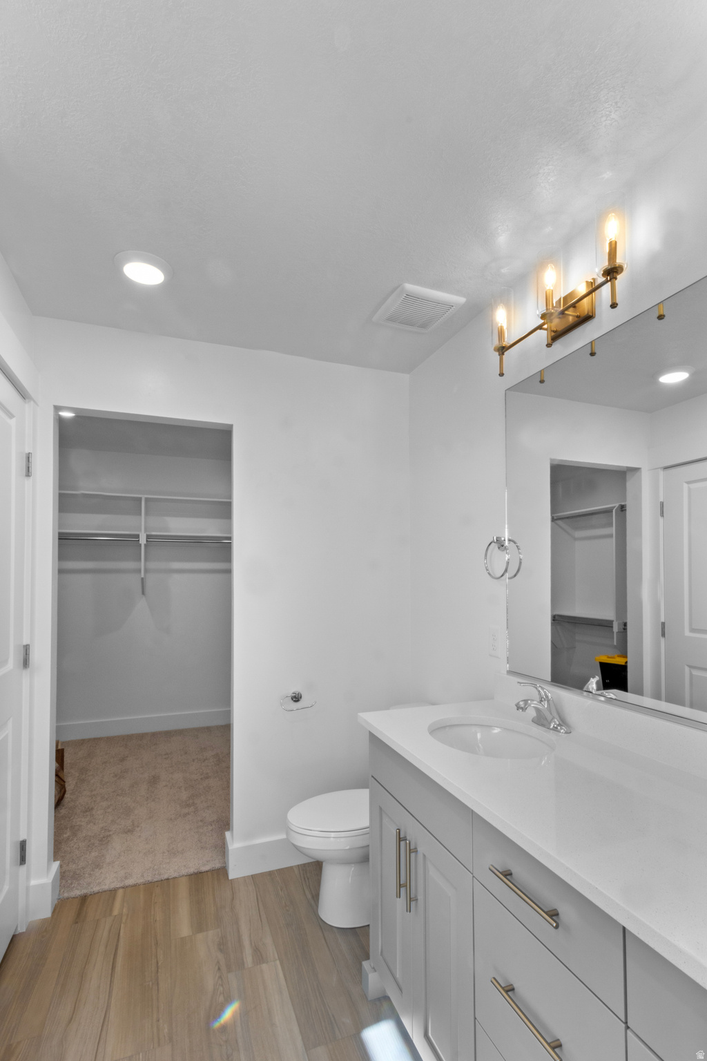 RIVERGATE - Residential