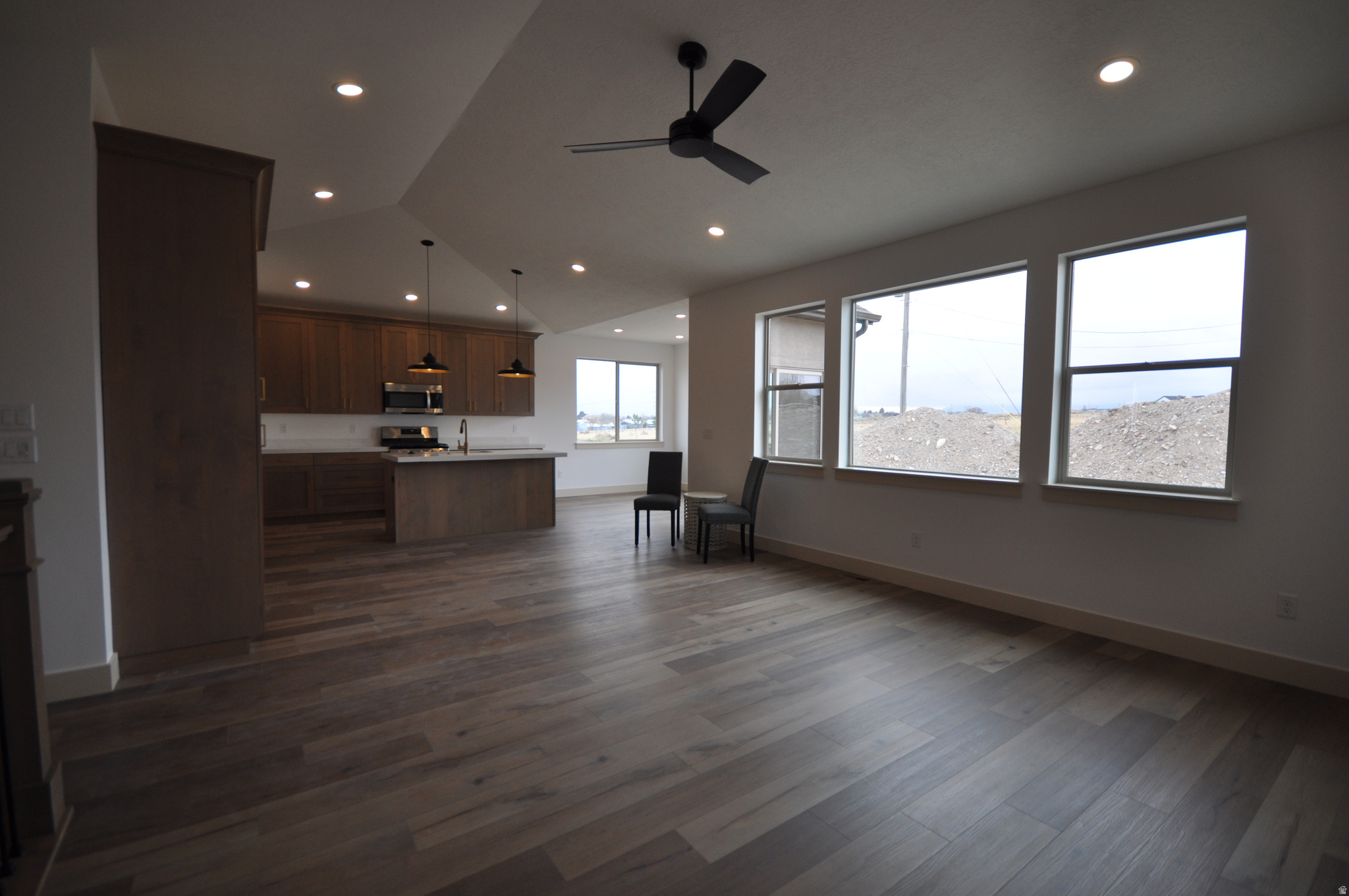 SPRINGFIELD ESTATES - Residential