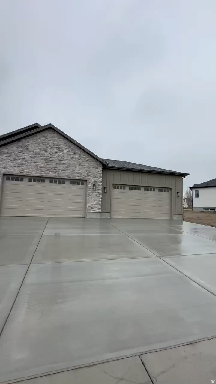 SPRINGFIELD ESTATES - Residential