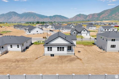 Tiny photo for 3176 E CANYON MEADOWS DR #213, Spanish Fork, UT 84660 (MLS # 2111837)