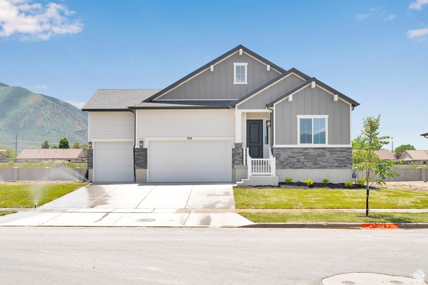 ***Contract on this home today and qualify for one of the 2 special financing options: Option 1: As low as 3.999% on a 7/6 ARM, Option 2: As low as 4.875% on a 30 year fixed Conventional, Restrictions apply: Contact us for more information.*** The single-story Avalon boasts a popular open layout, with 10 ft ceilings, a great room, a breakfast nook and a gourmet kitchen. The primary bedroom is a few steps away and includes a walk-in closet and a private bathroom featuring a shower and luxurious soaking tub. You'll also find a laundry, a covered patio, two additional bedrooms, and 3-car garage.
