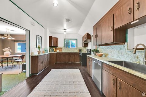 Tiny photo for 665 E 6TH AVE N, Salt Lake City, UT 84103 (MLS # 2106393)