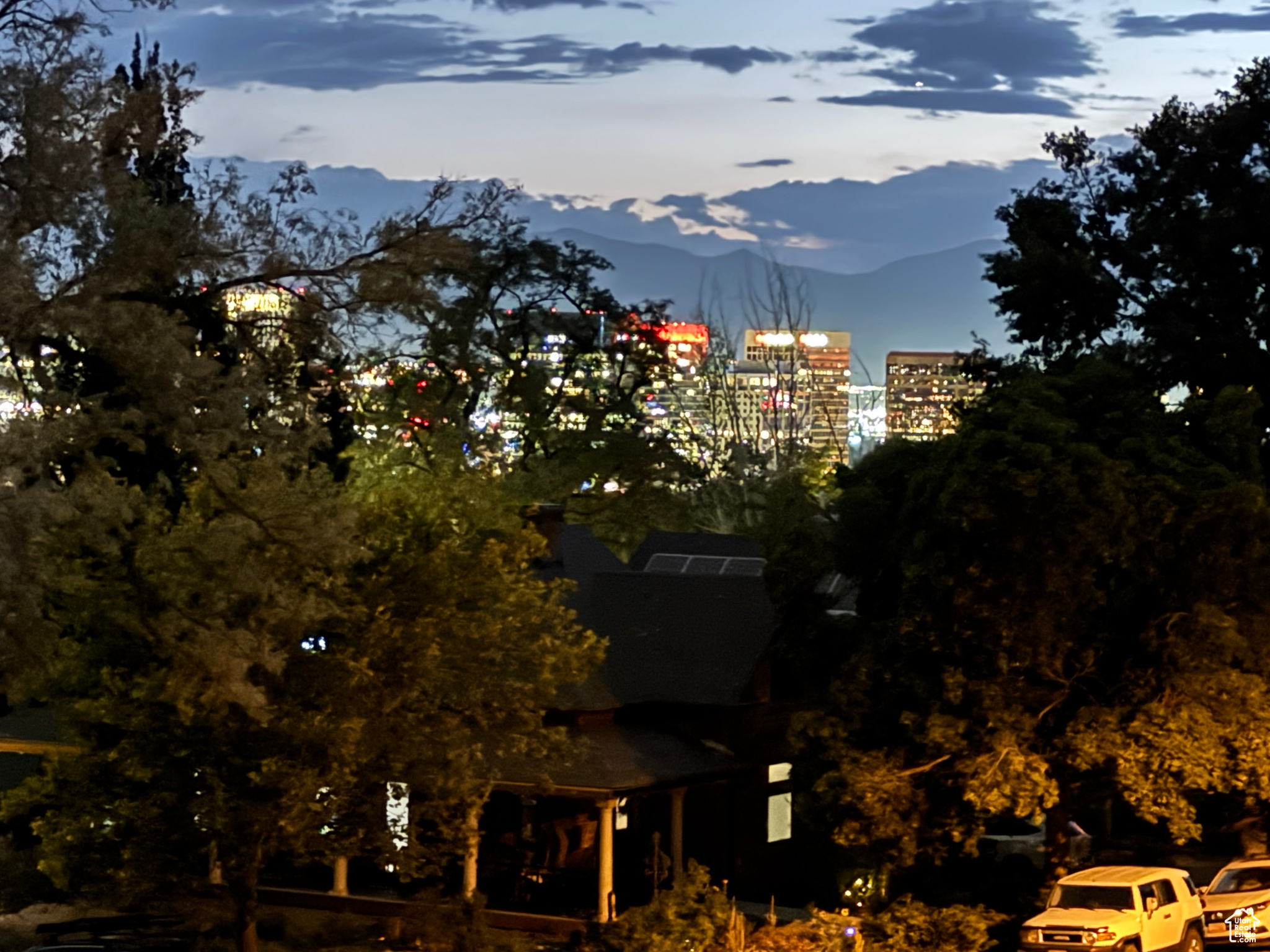 AVENUES - Residential