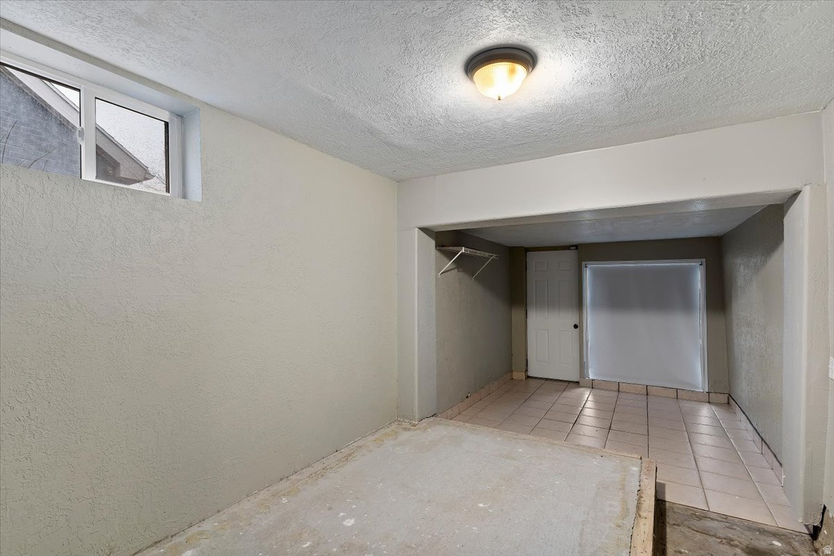 NOB HILL - Residential