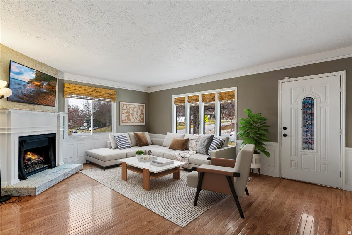 NOB HILL - Residential