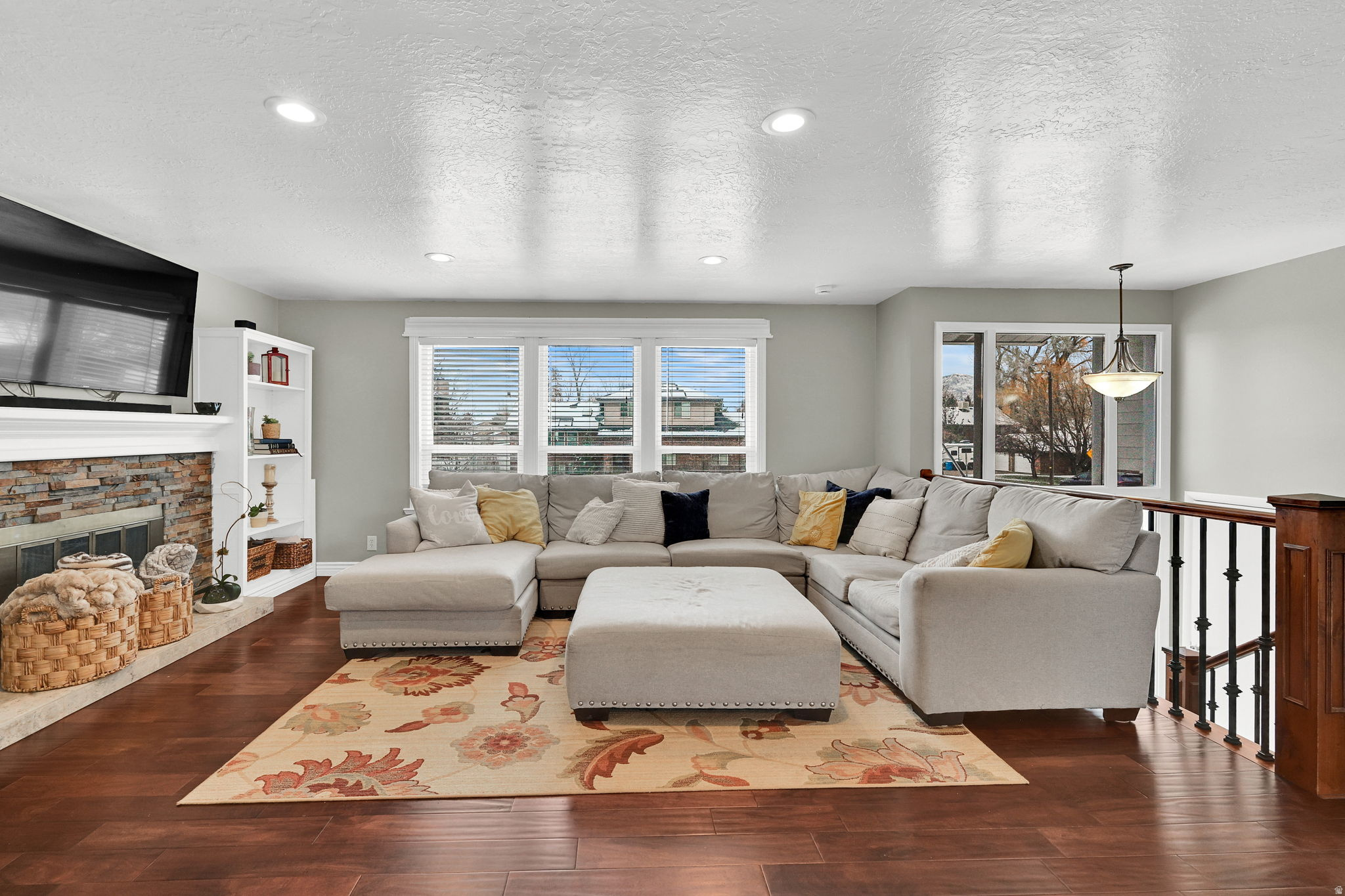 THE WOODS - Residential