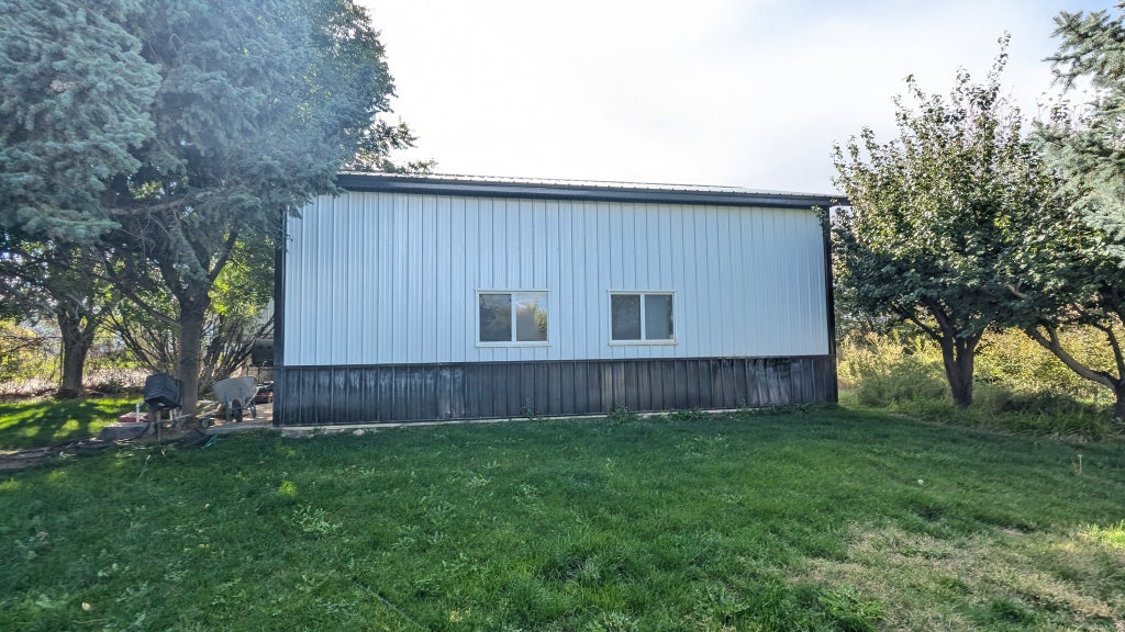 Photo of 1895 E 3500 S, Vernal, UT 84078 (MLS # 2186877)