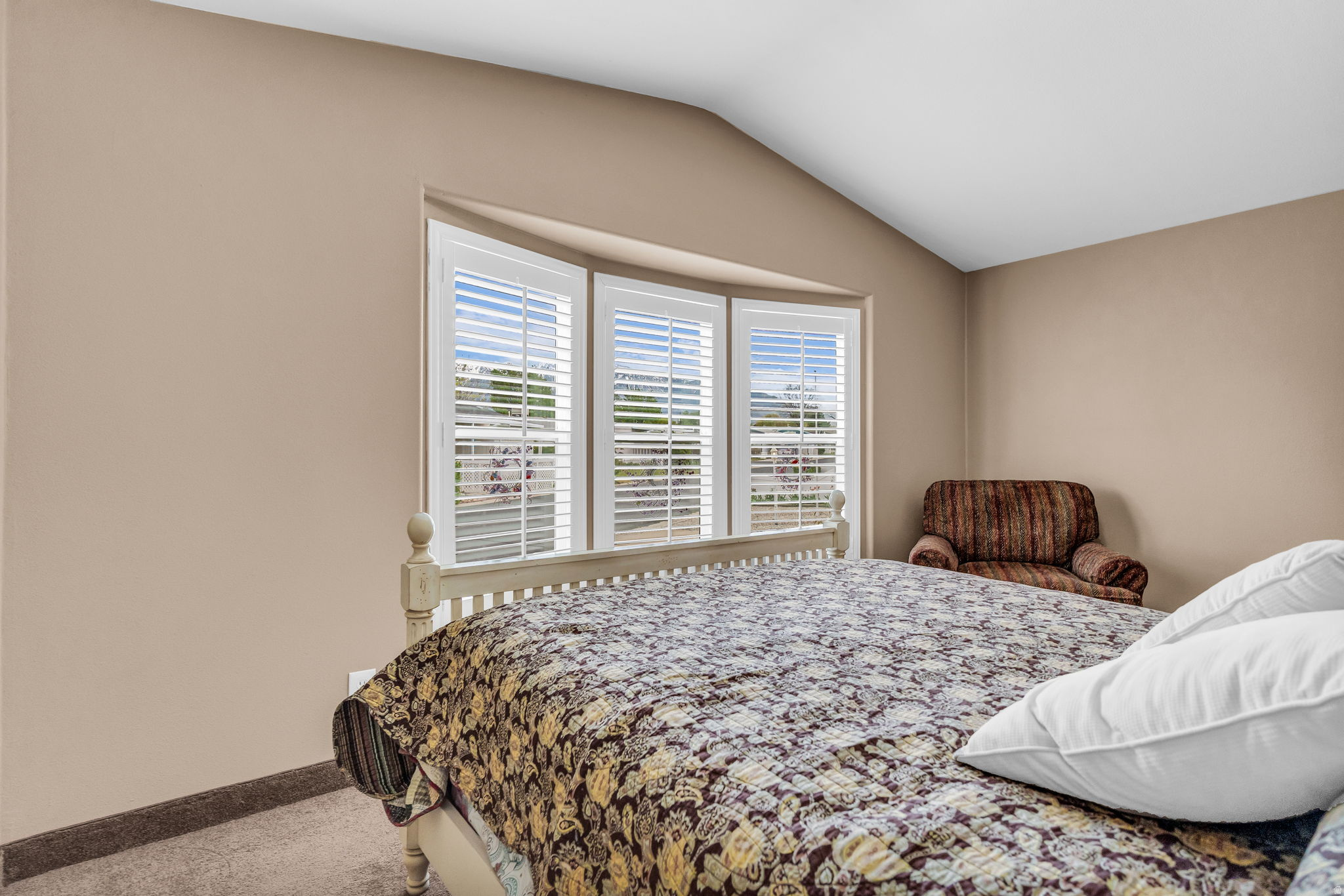 APPLEWOOD - Residential