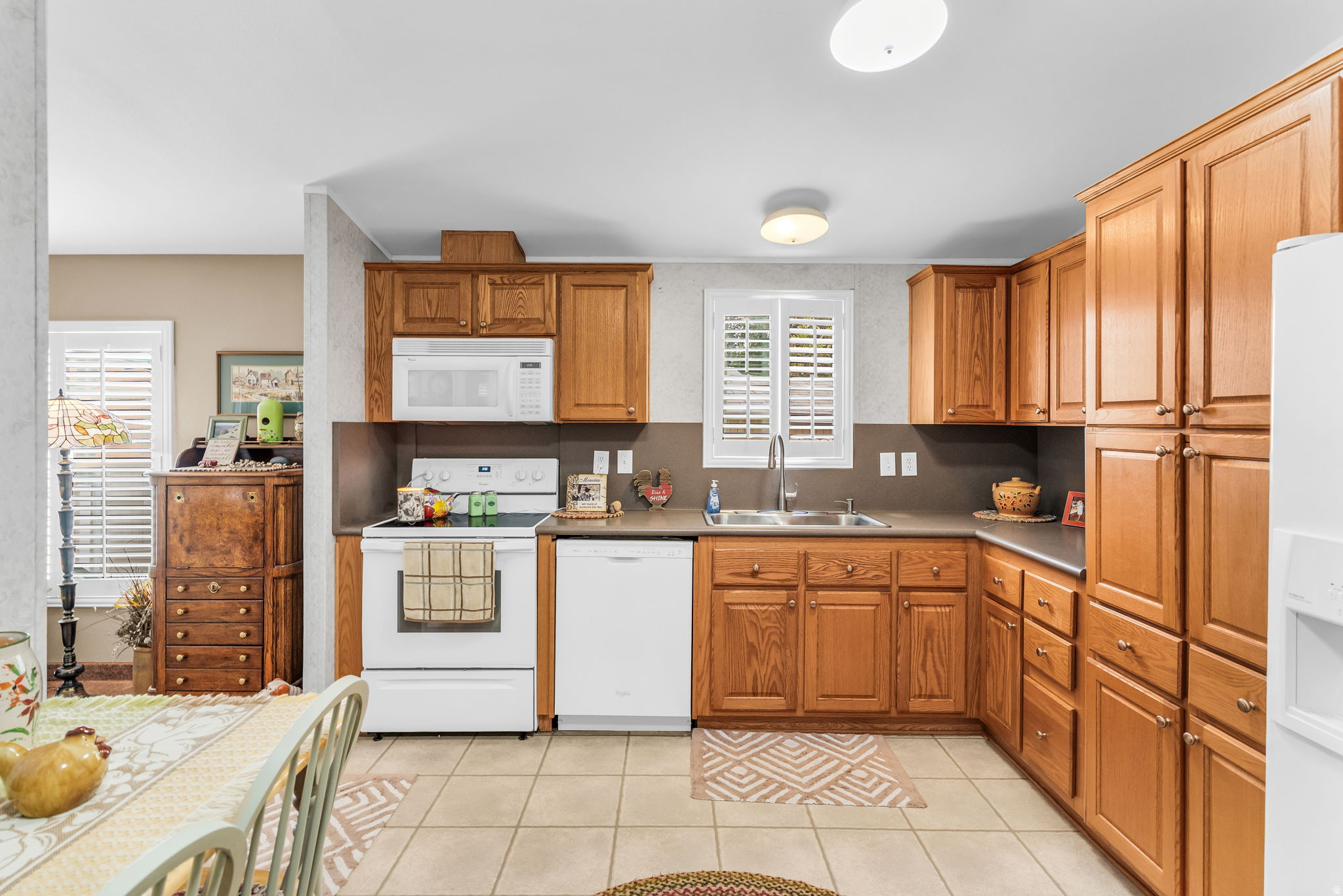 APPLEWOOD - Residential