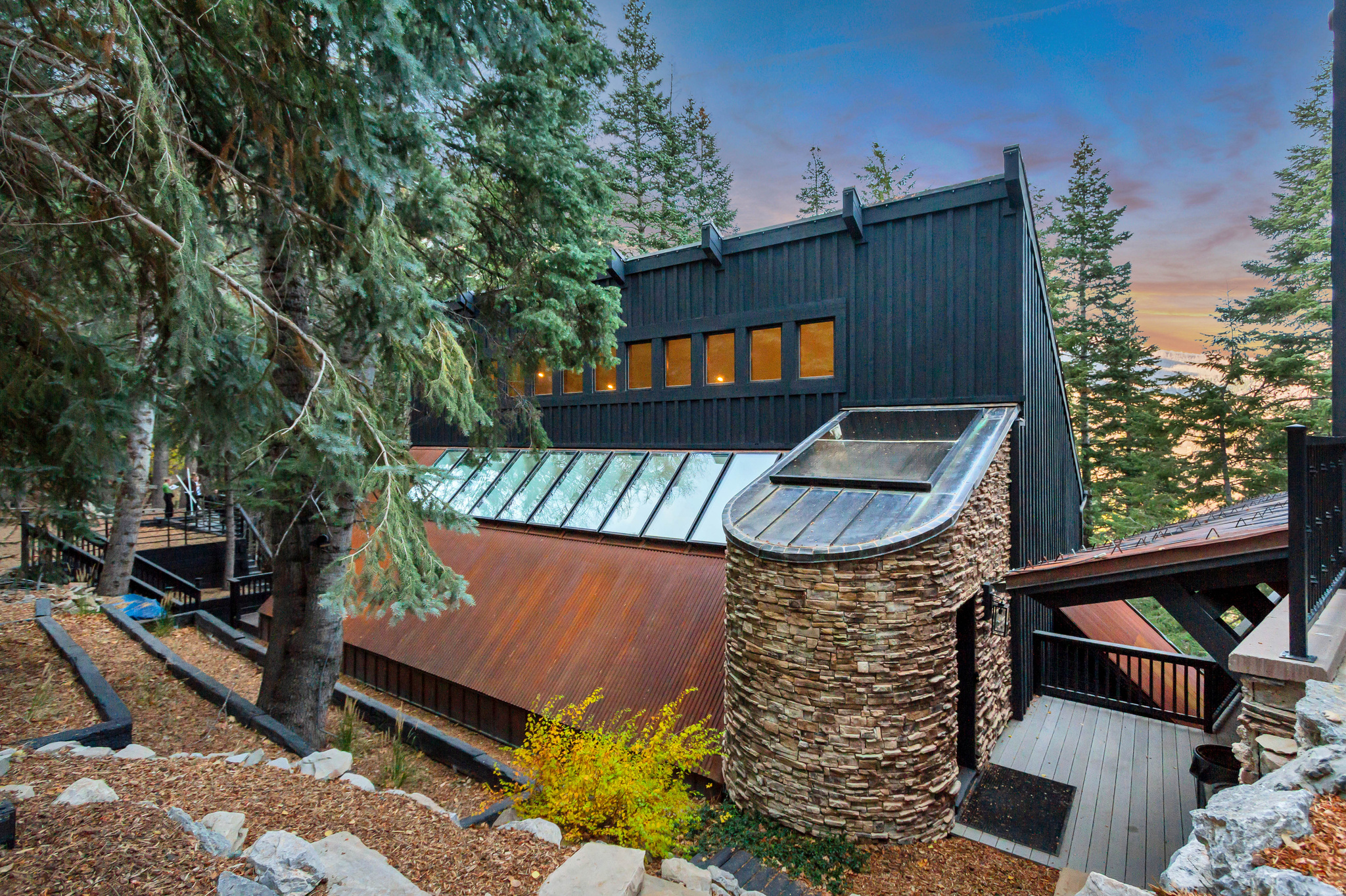 STEWART CASCADE - Residential