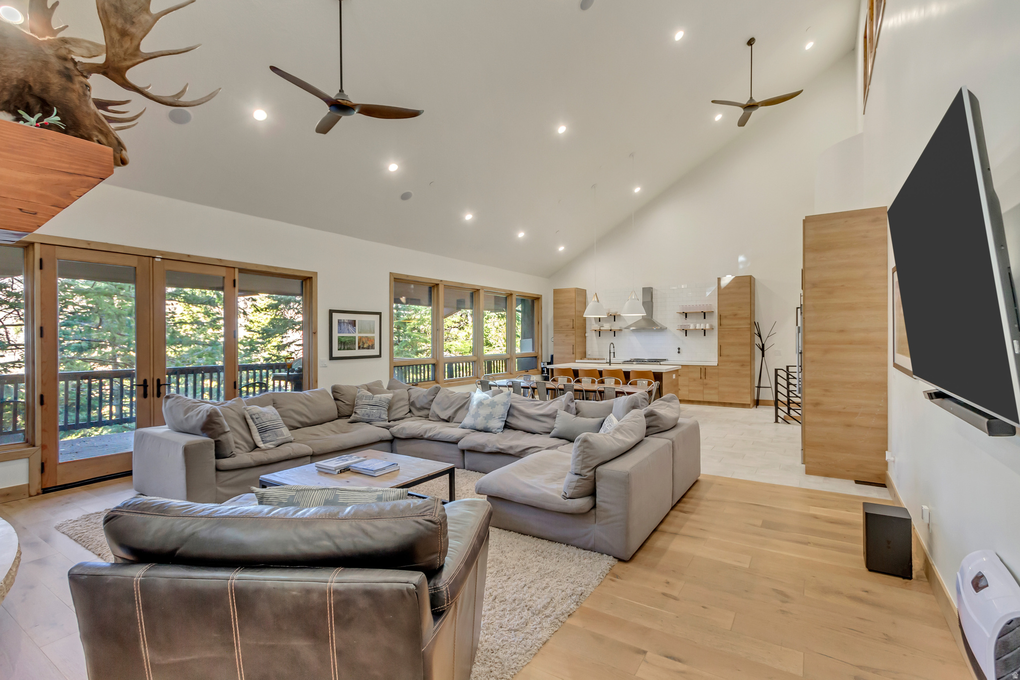 STEWART CASCADE - Residential