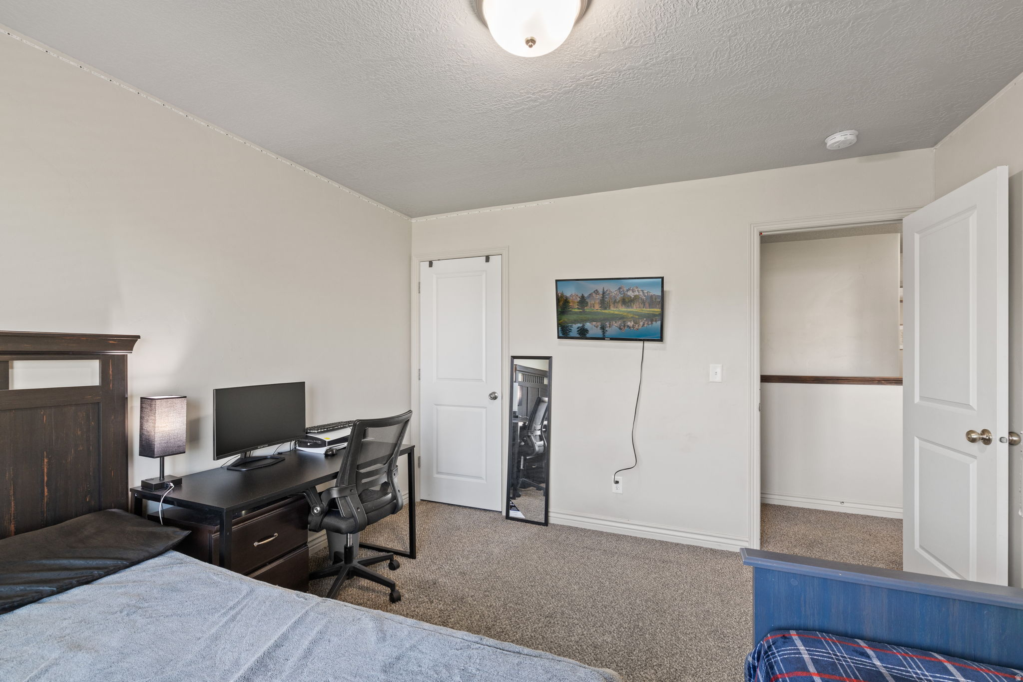 SANDY POINT - Residential