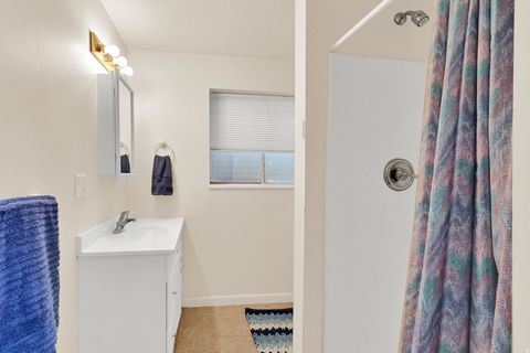 Tiny photo for 3222 W TYSONBROOK CT. Ct, Taylorsville, UT 84129 (MLS # 2138285)