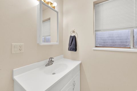 Tiny photo for 3222 W TYSONBROOK CT. Ct, Taylorsville, UT 84129 (MLS # 2138285)