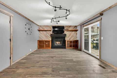 Tiny photo for 3222 W TYSONBROOK CT. Ct, Taylorsville, UT 84129 (MLS # 2138285)