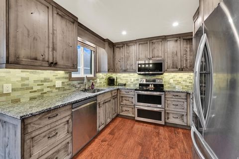 Tiny photo for 3222 W TYSONBROOK CT. Ct, Taylorsville, UT 84129 (MLS # 2138285)