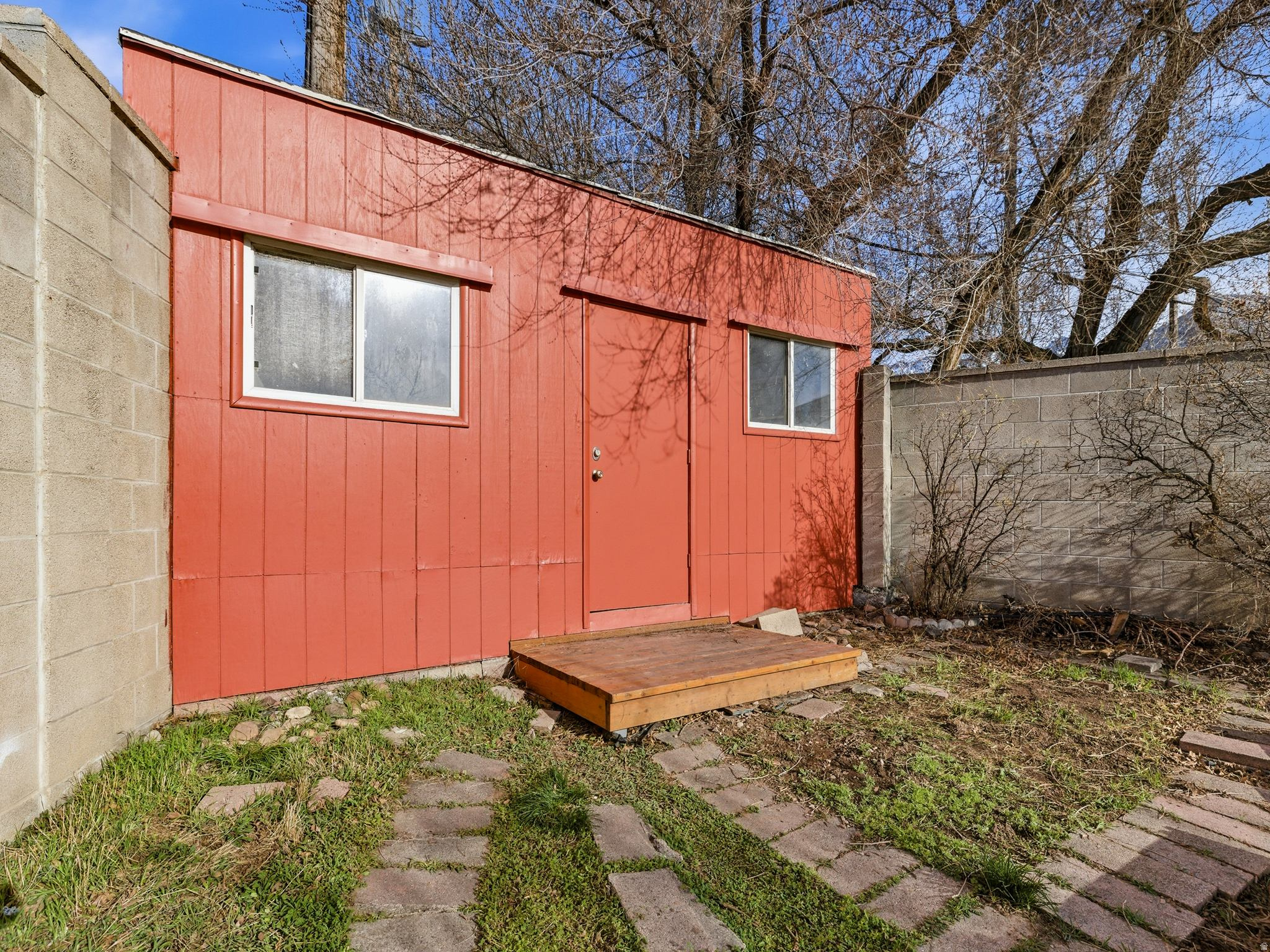 LORAN HEIGHTS ADD - Residential