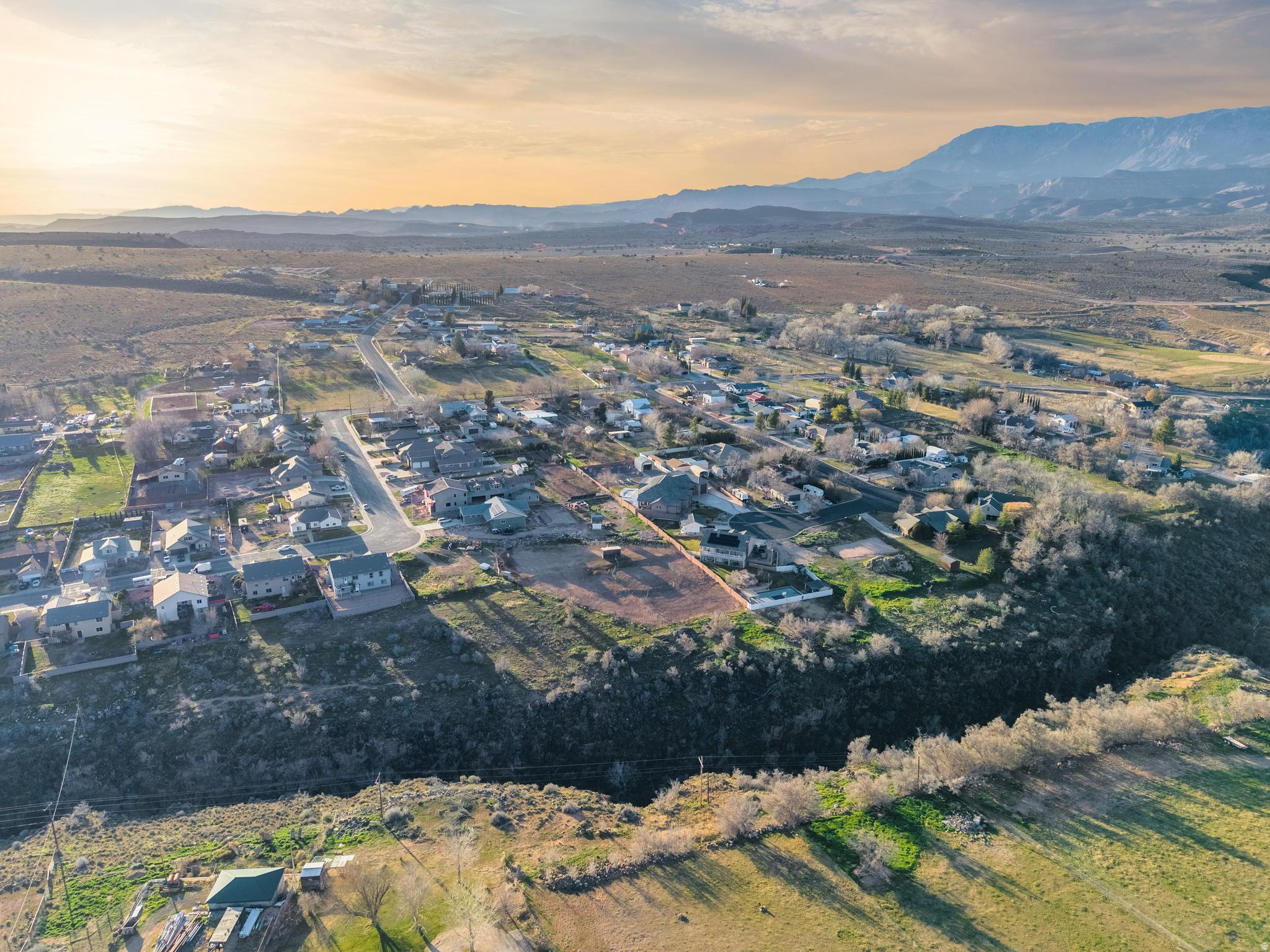 ALMOND HEIGHTS PARK AMD - Land