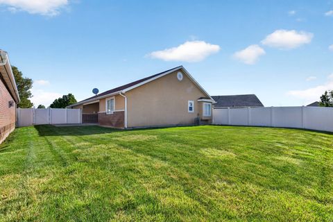 Tiny photo for 2465 N DORCHESTER AVE, Harrisville, UT 84414 (MLS # 2153322)