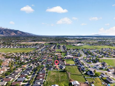Tiny photo for 2465 N DORCHESTER AVE, Harrisville, UT 84414 (MLS # 2153322)