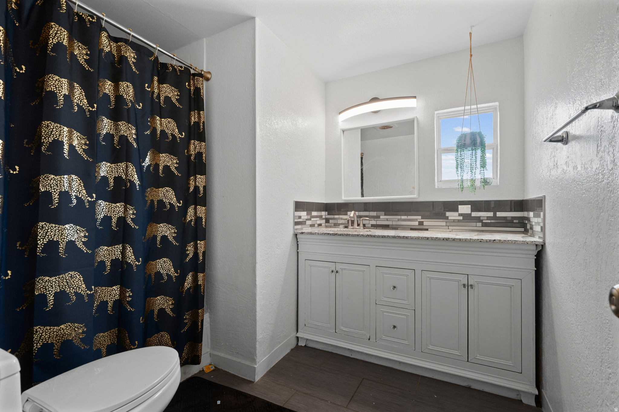 MAJESTIC OAK - Residential