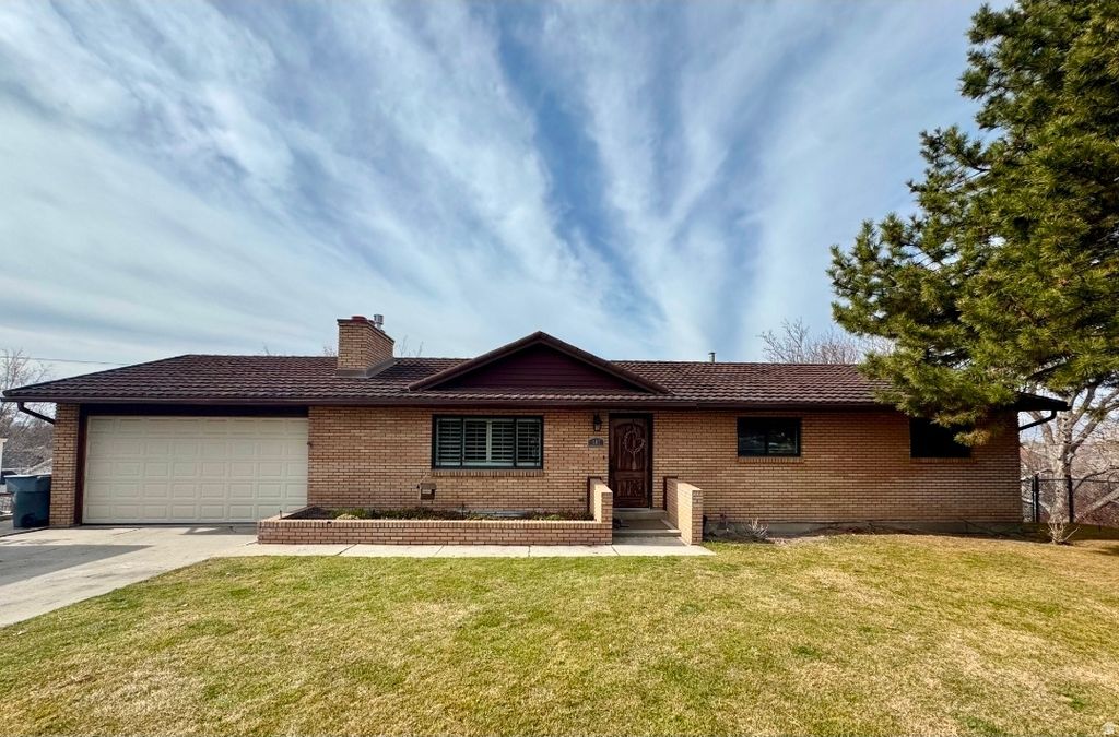 Photo of 487 N 30 W, American Fork, UT 84003 (MLS # 2140115)