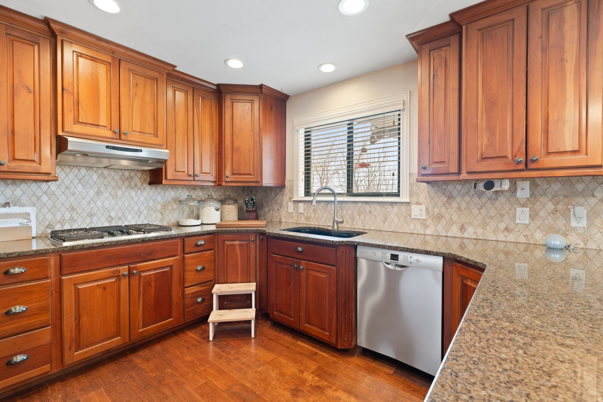 OVERLOOK - Residential