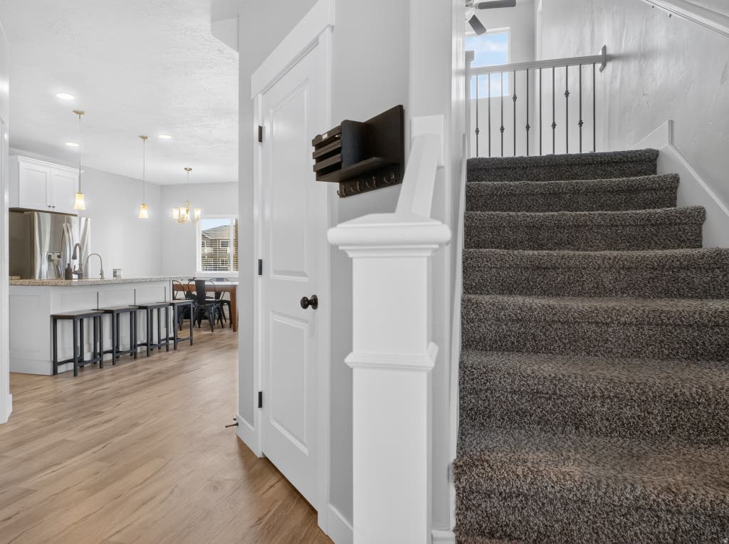 Photo of 686 S 1803 W, Orem, UT 84059 (MLS # 2176910)