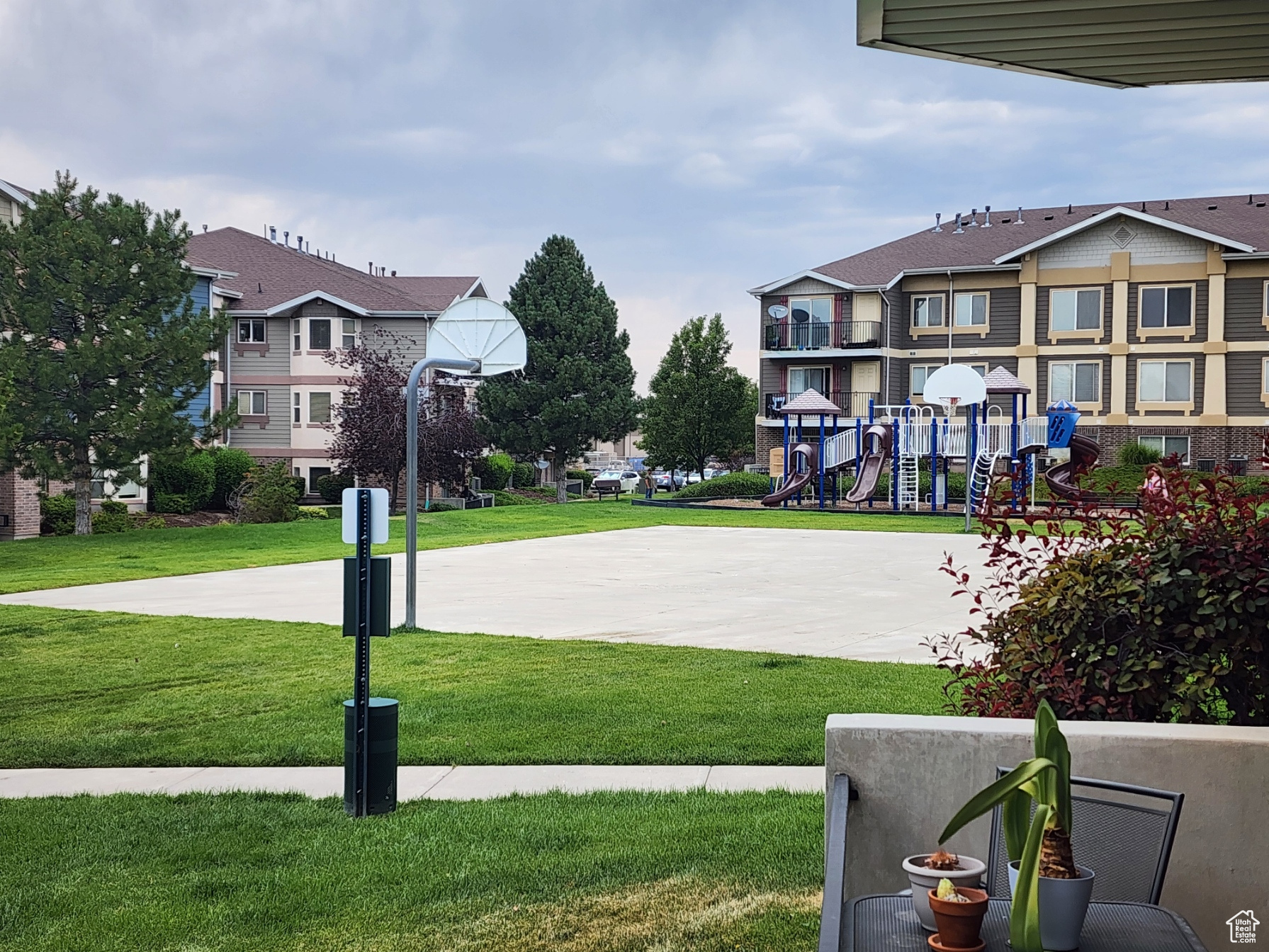 EAST TOWN VILLAGE PH - Residential
