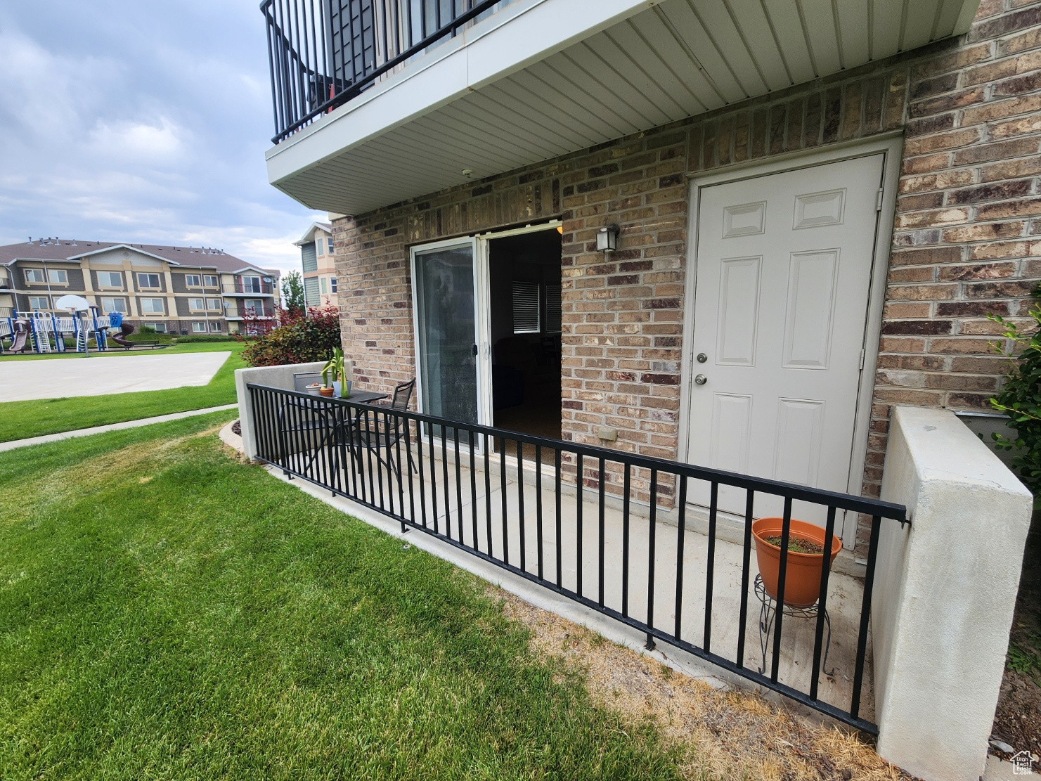 EAST TOWN VILLAGE PH - Residential