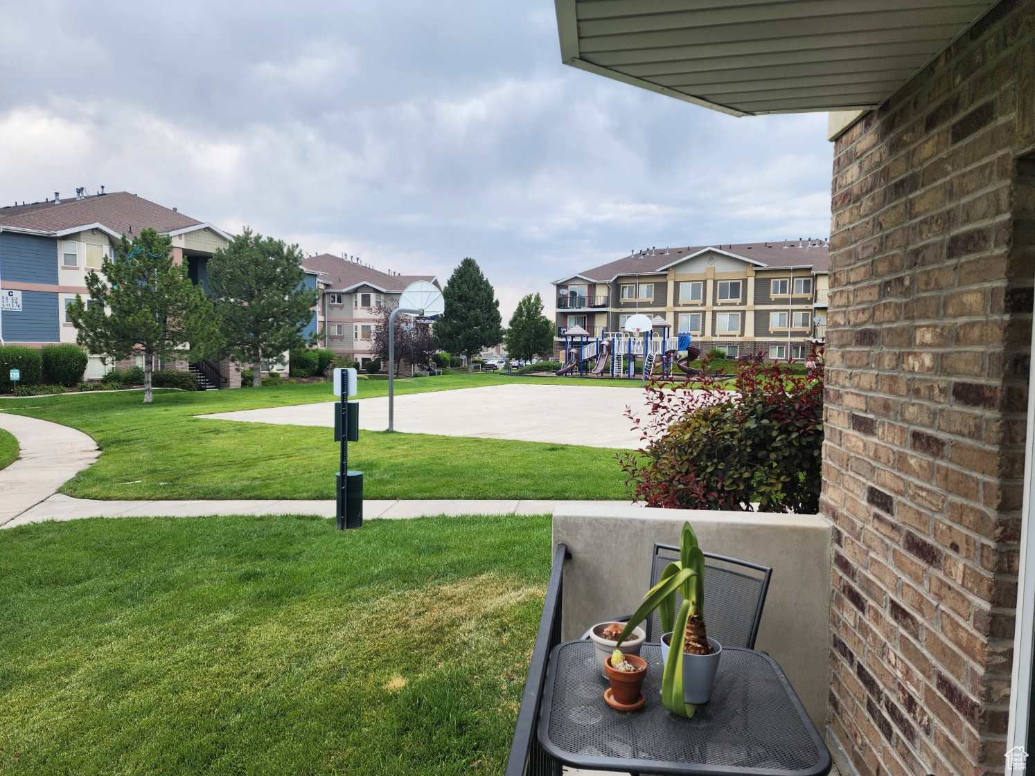 EAST TOWN VILLAGE PH - Residential