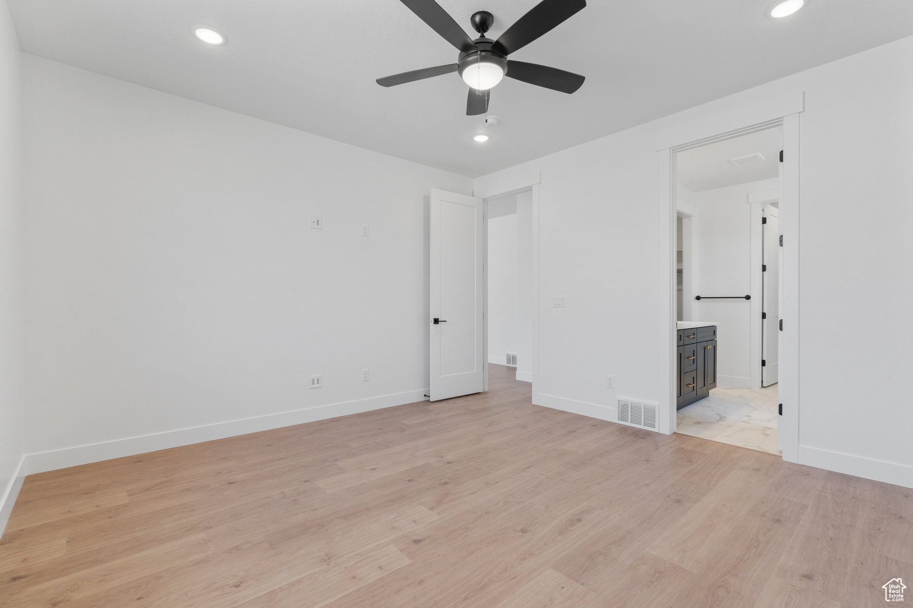 VISTAS AT SUMMIT RDG - Residential